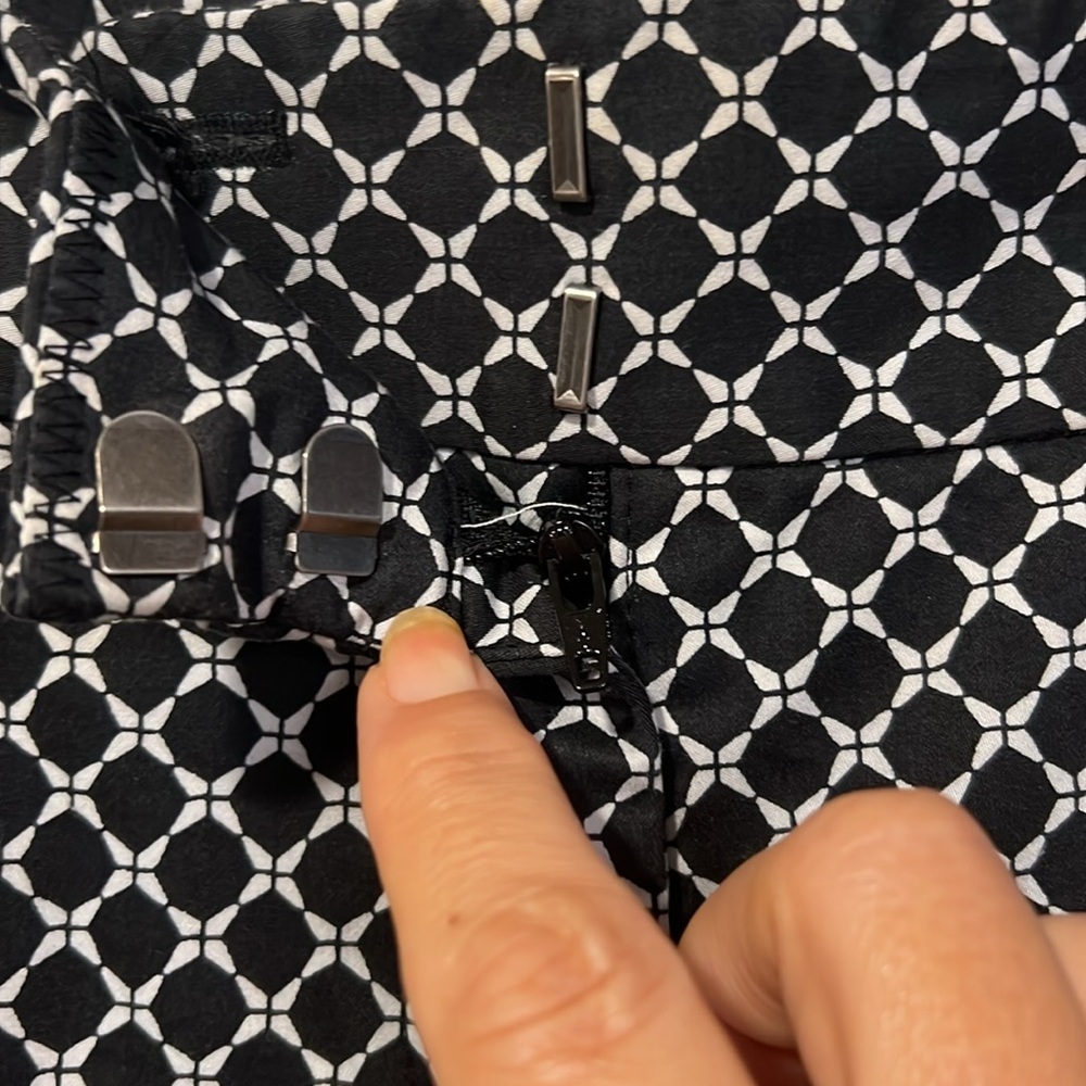 Talbots Black and White Patterned Women Shorts - Picture 3 of 8